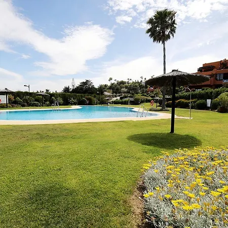 Jardines De Nueva Galera Cozy Penthouse * 埃斯特波纳